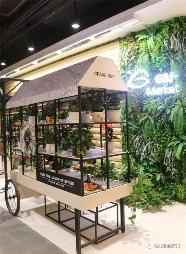 超市創(chuàng)意展架設計